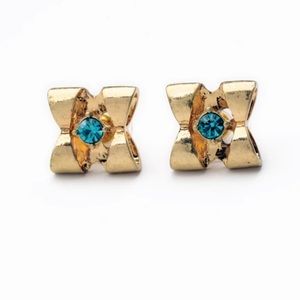 Eldorado gold stud earrings